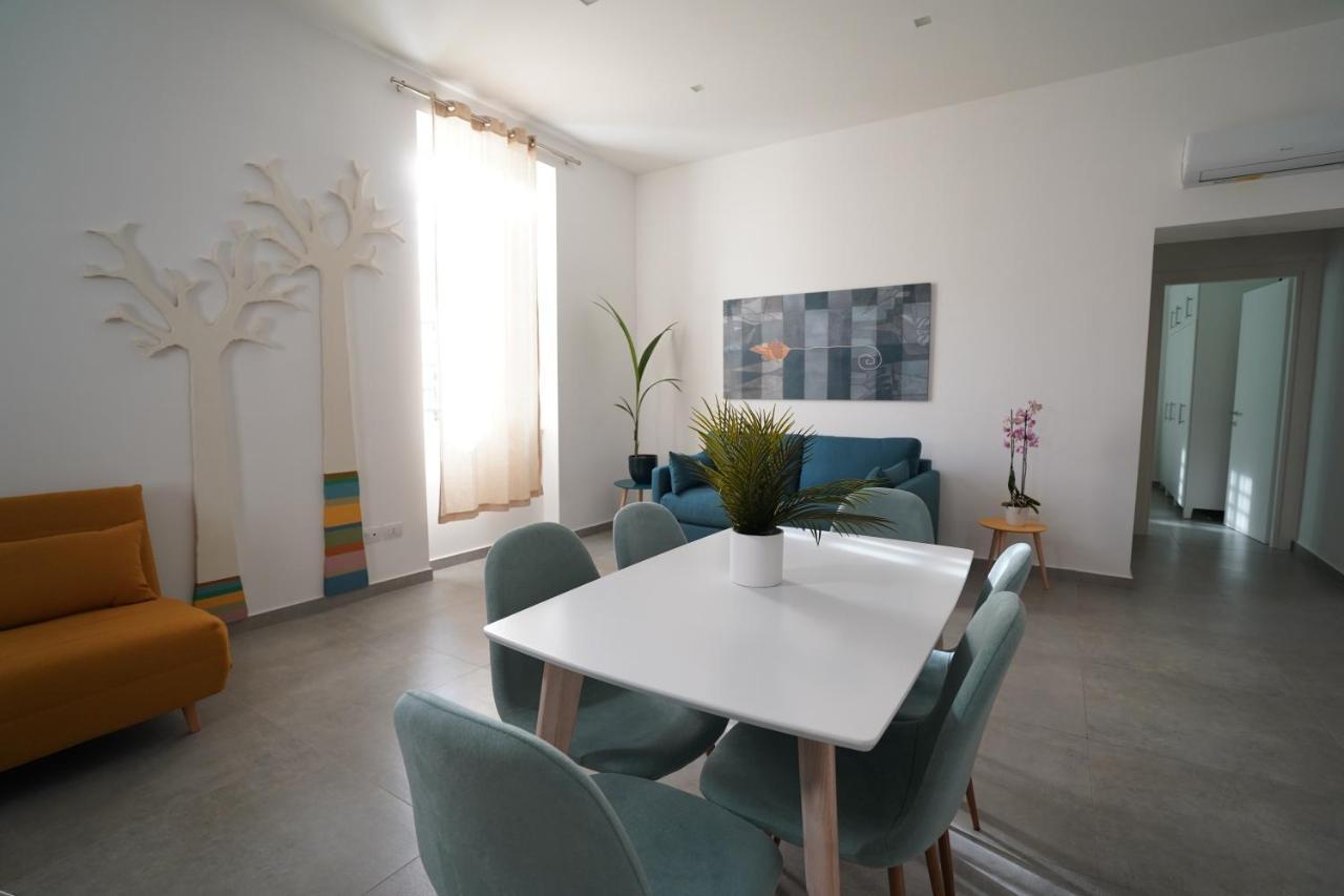 Cosmo 38 Luxury Apartments Naples Luaran gambar