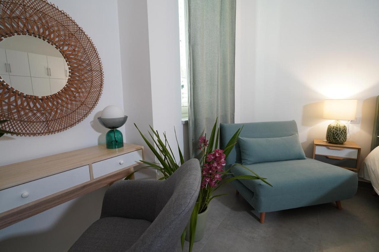 Cosmo 38 Luxury Apartments Naples Luaran gambar