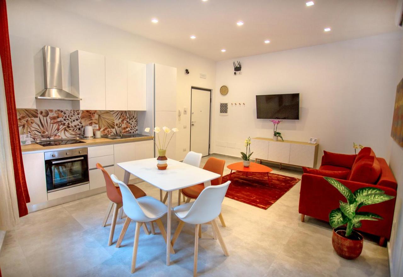 Cosmo 38 Luxury Apartments Naples Luaran gambar